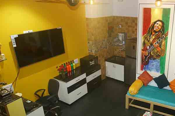 dormitory in andheri east